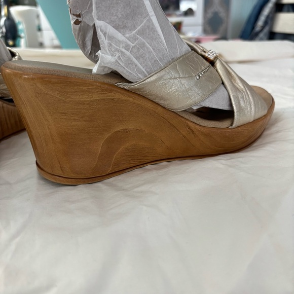 Once Puffy Wedge Sandal One Inch Platform Slip On Cream Color Iridescent 6 main image 0